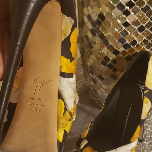 Giuseppe Zanotti Platform Peeptoe - Picture 3 of 7